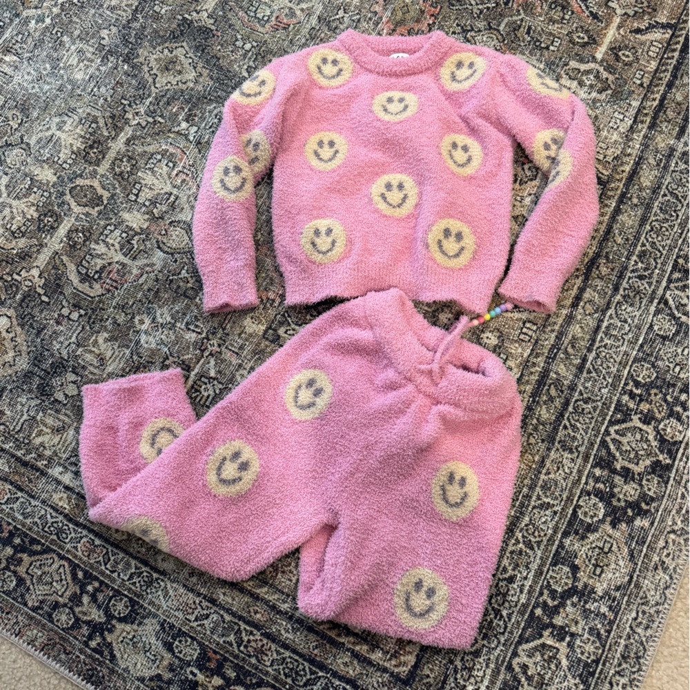 Lola and the boys Pink Smiley Face Sweater and Pants Set